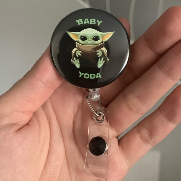 Porte-badge rétractable Baby Yoda avec pince crocodile, badge d Porte-badge rétractable Baby Yoda avec pince crocodile, badge d